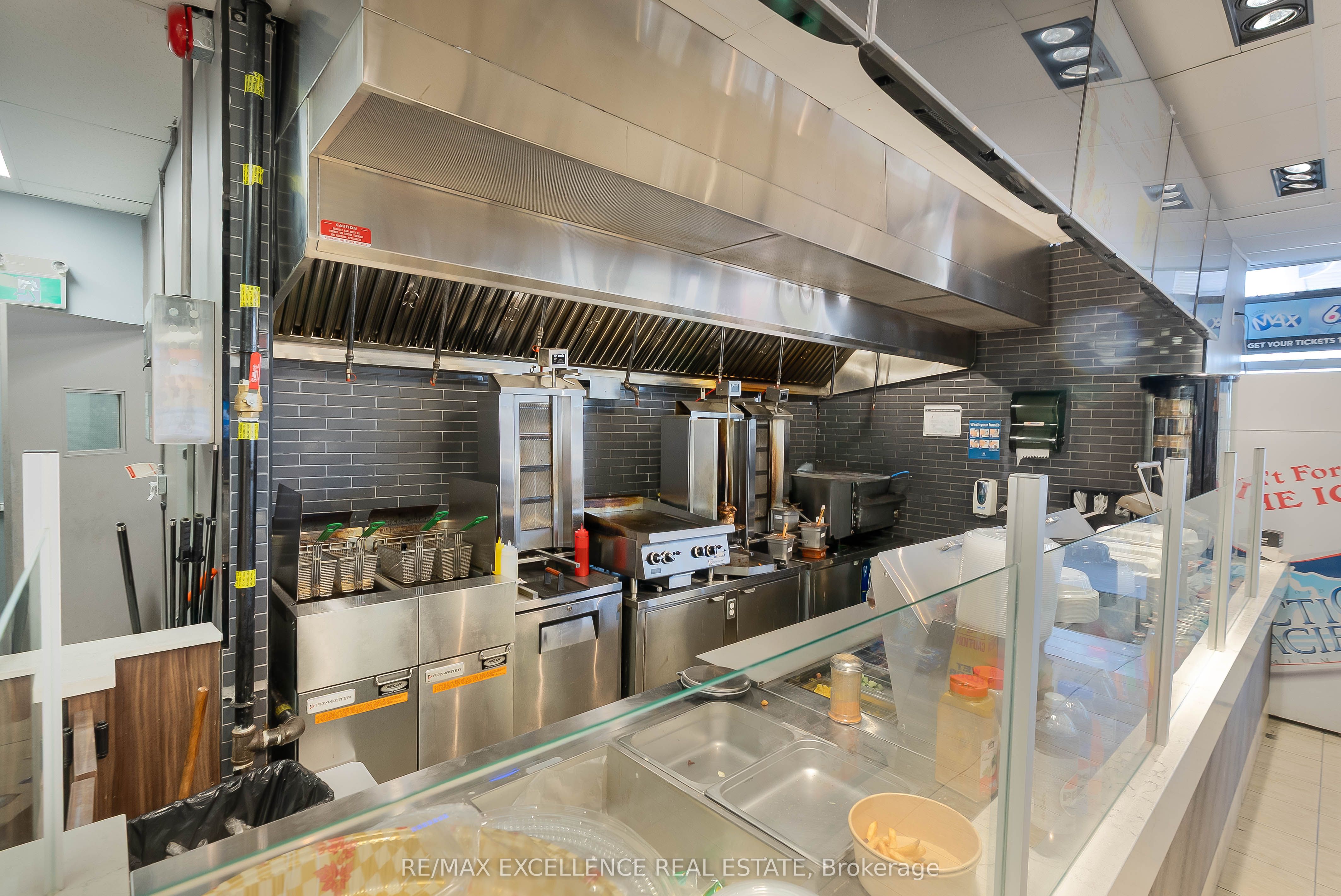 856 Upper Sherman Avenue Property Photo 2