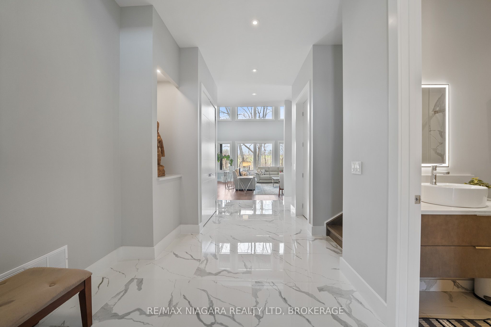 90 Millpond Road Property Photo 6
