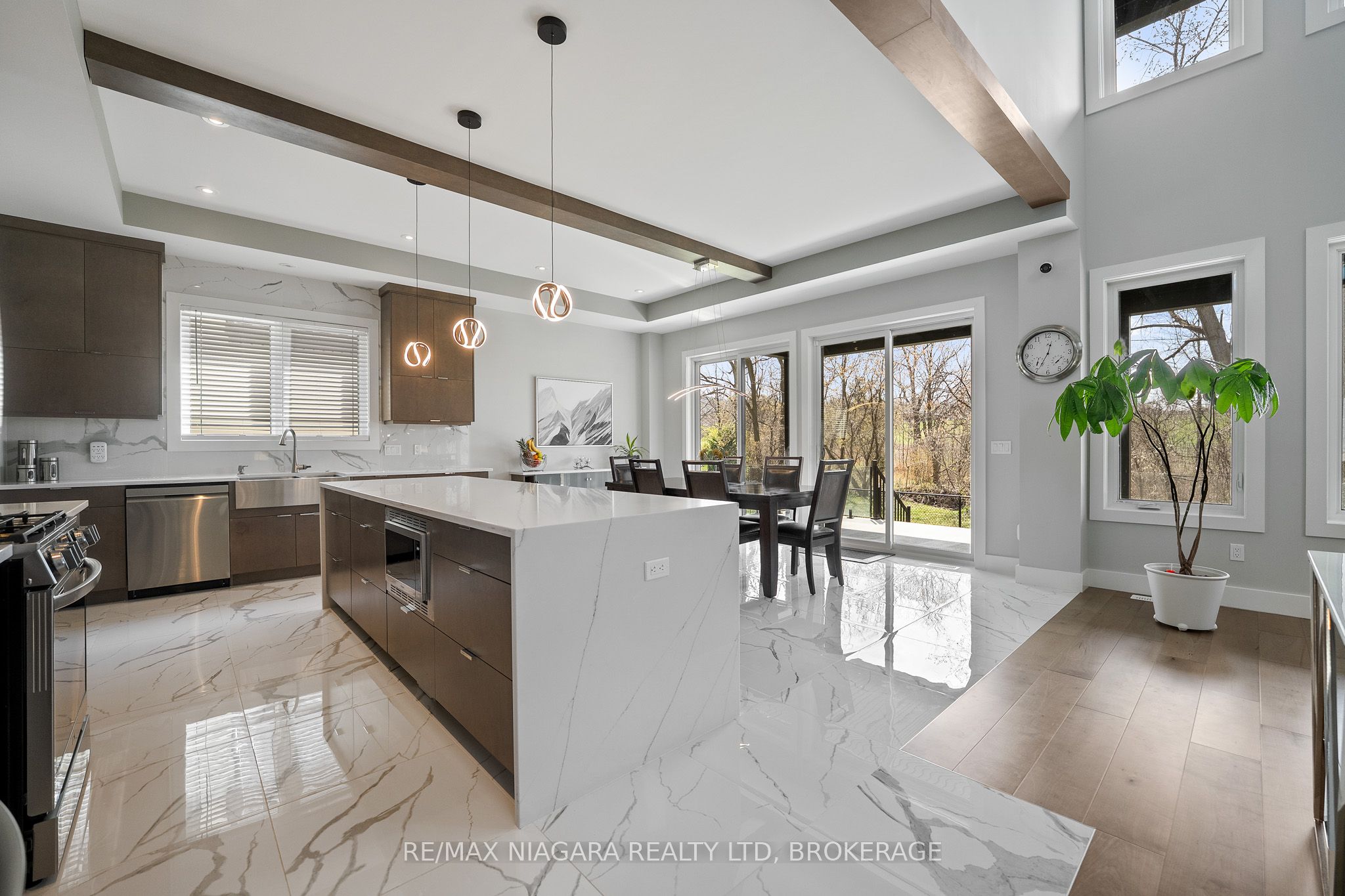 90 Millpond Road Property Photo 14