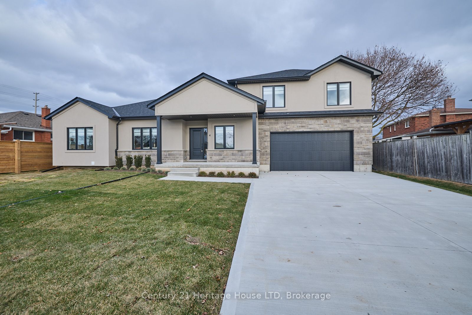4 Meteor Street Property Photo 1