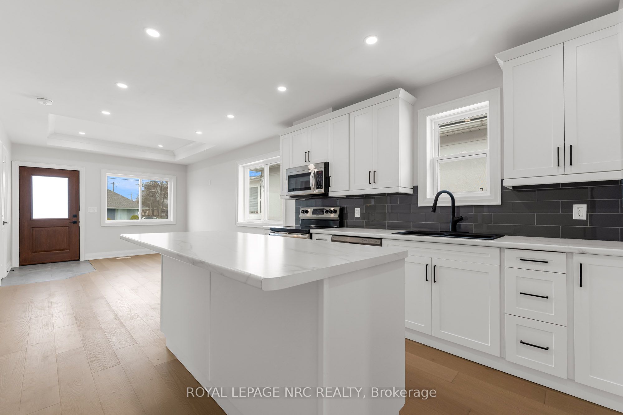 88 Delhi Street Property Photo 11