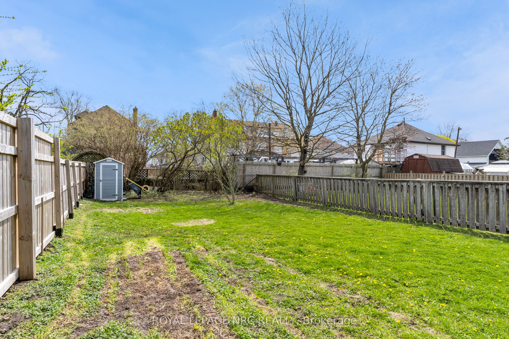 88 Delhi Street Property Photo 23