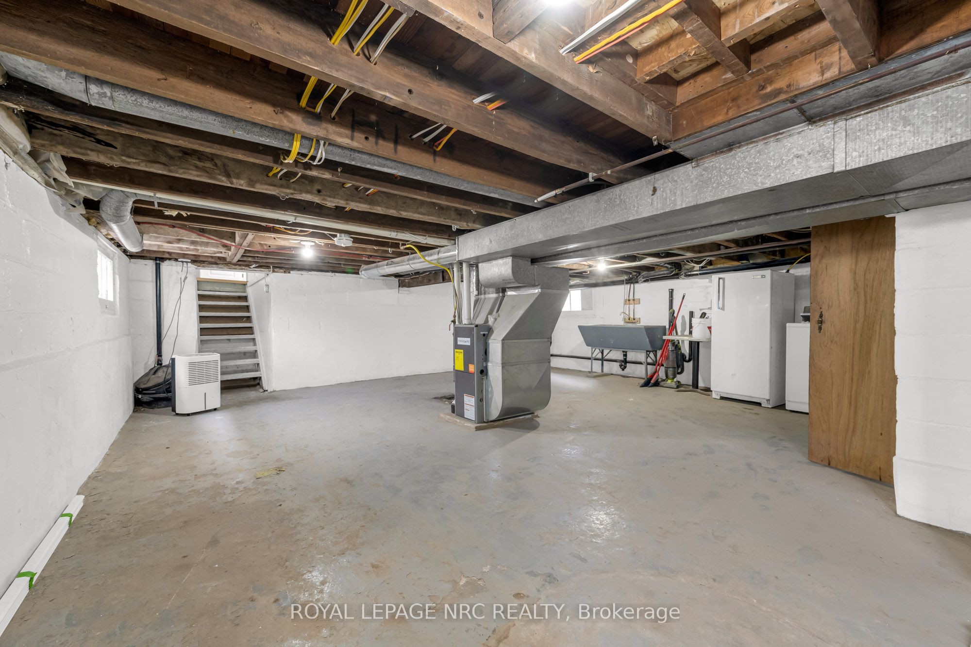 88 Delhi Street Property Photo 24