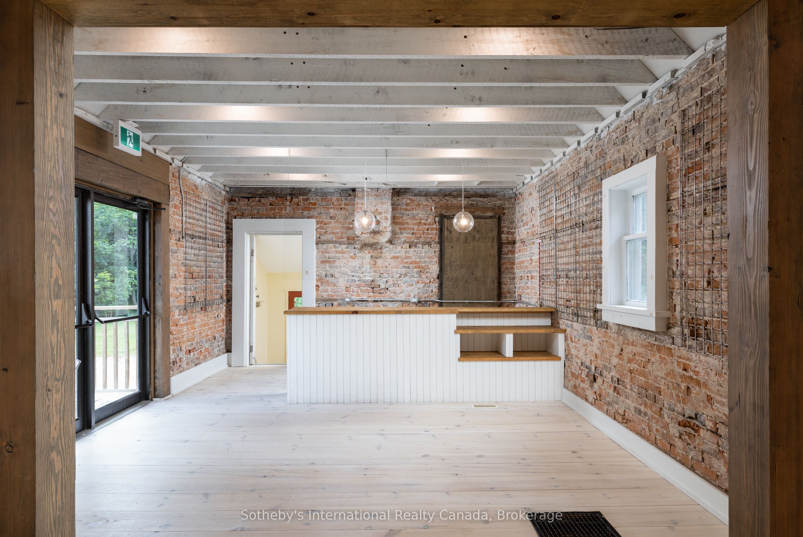40 Toronto Street Property Photo 7