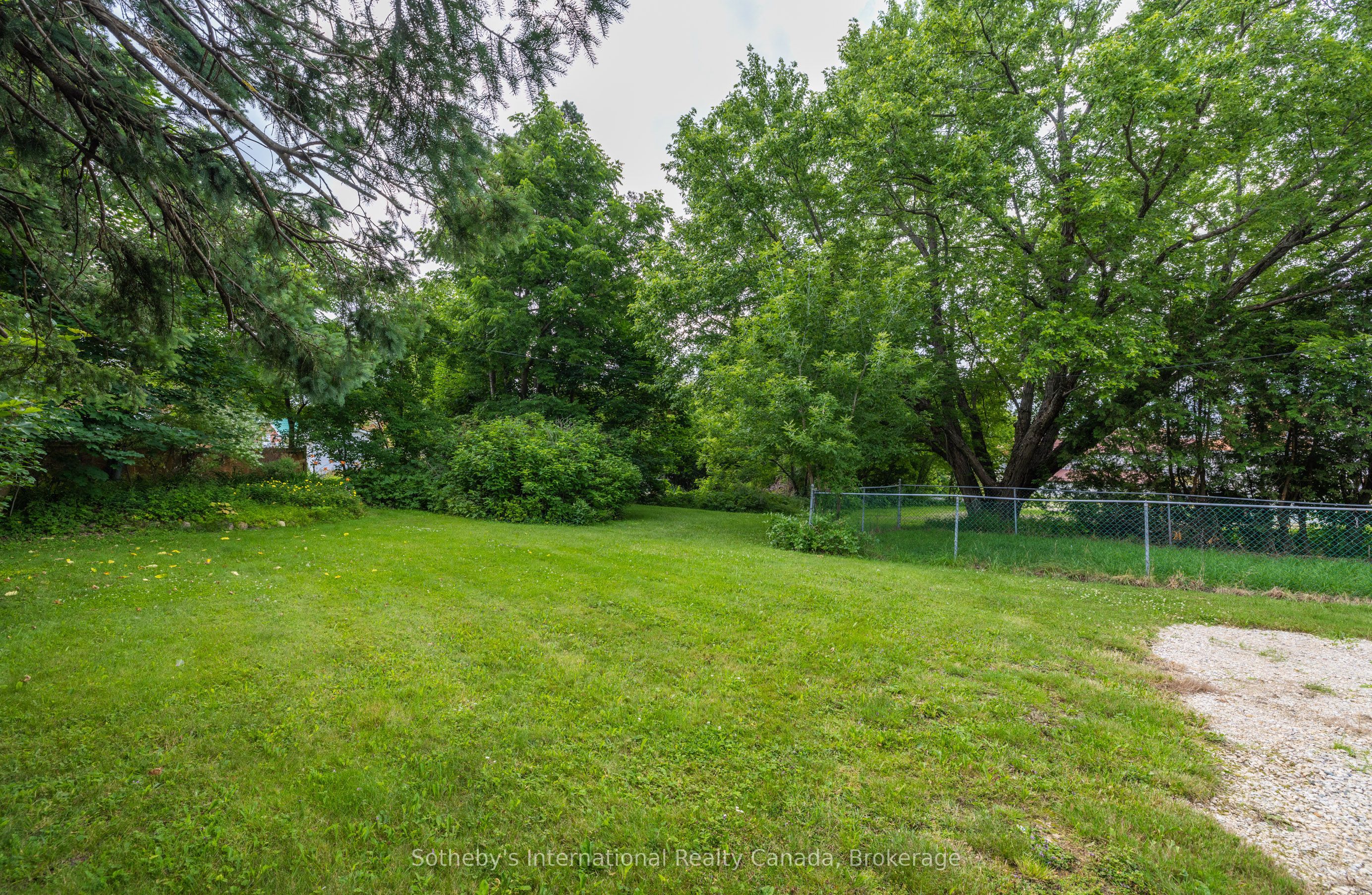 40 Toronto Street Property Photo 28