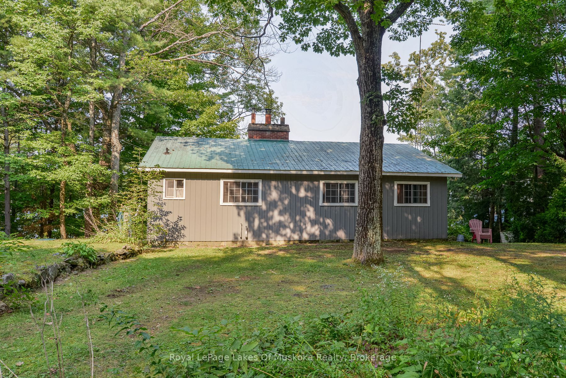 1029 Lakeshore Drive Property Photo 8
