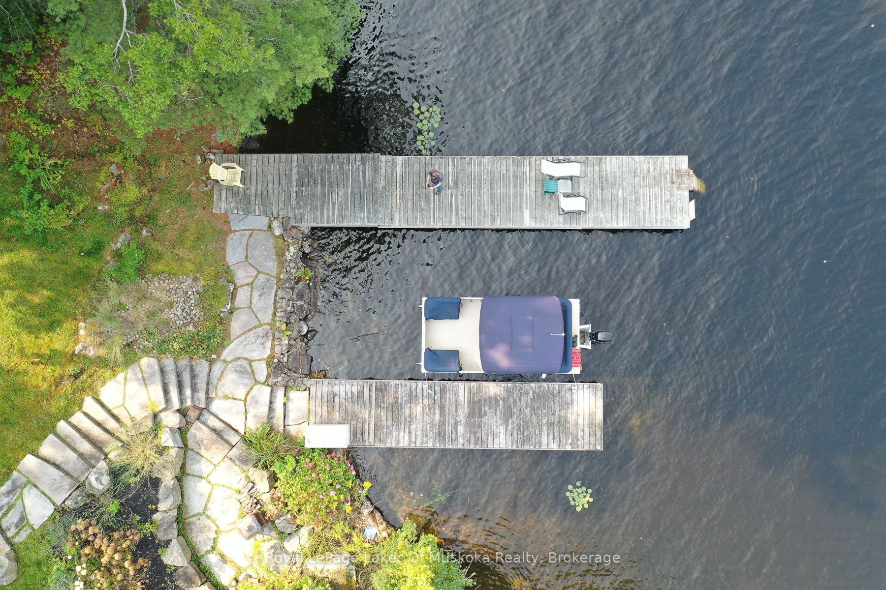 1029 Lakeshore Drive Property Photo 9