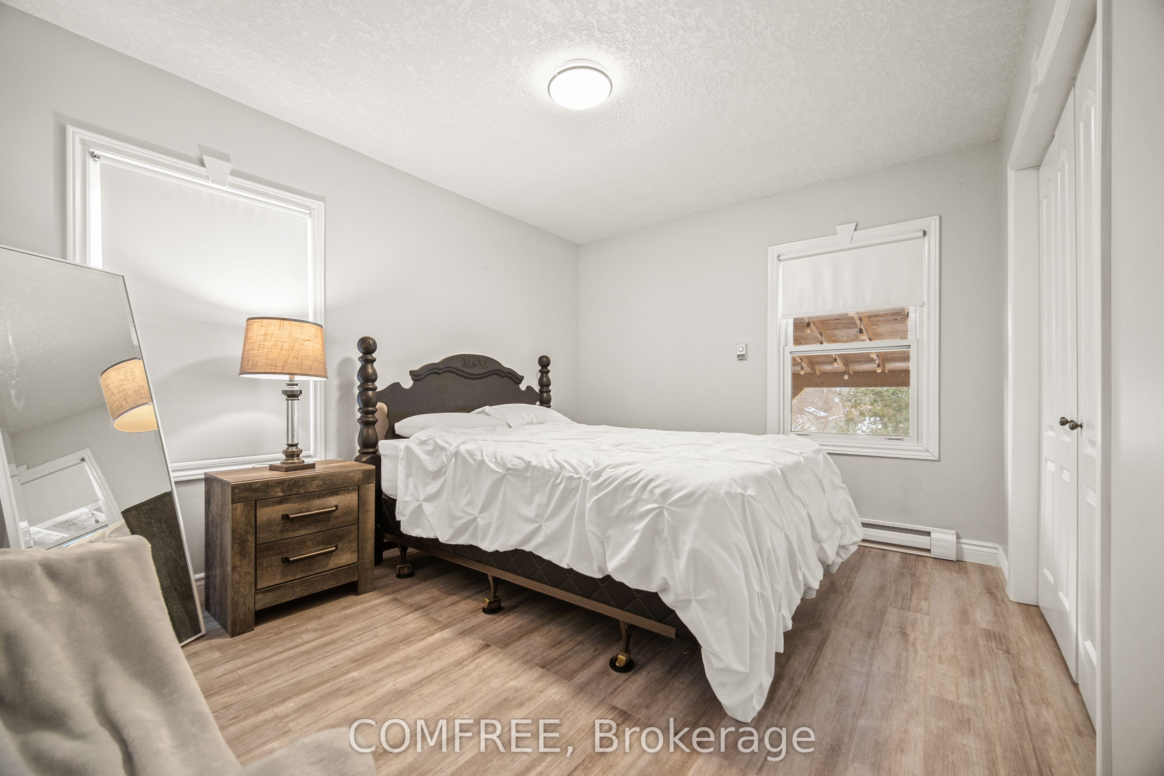 190 Rathowen Street Property Photo 7