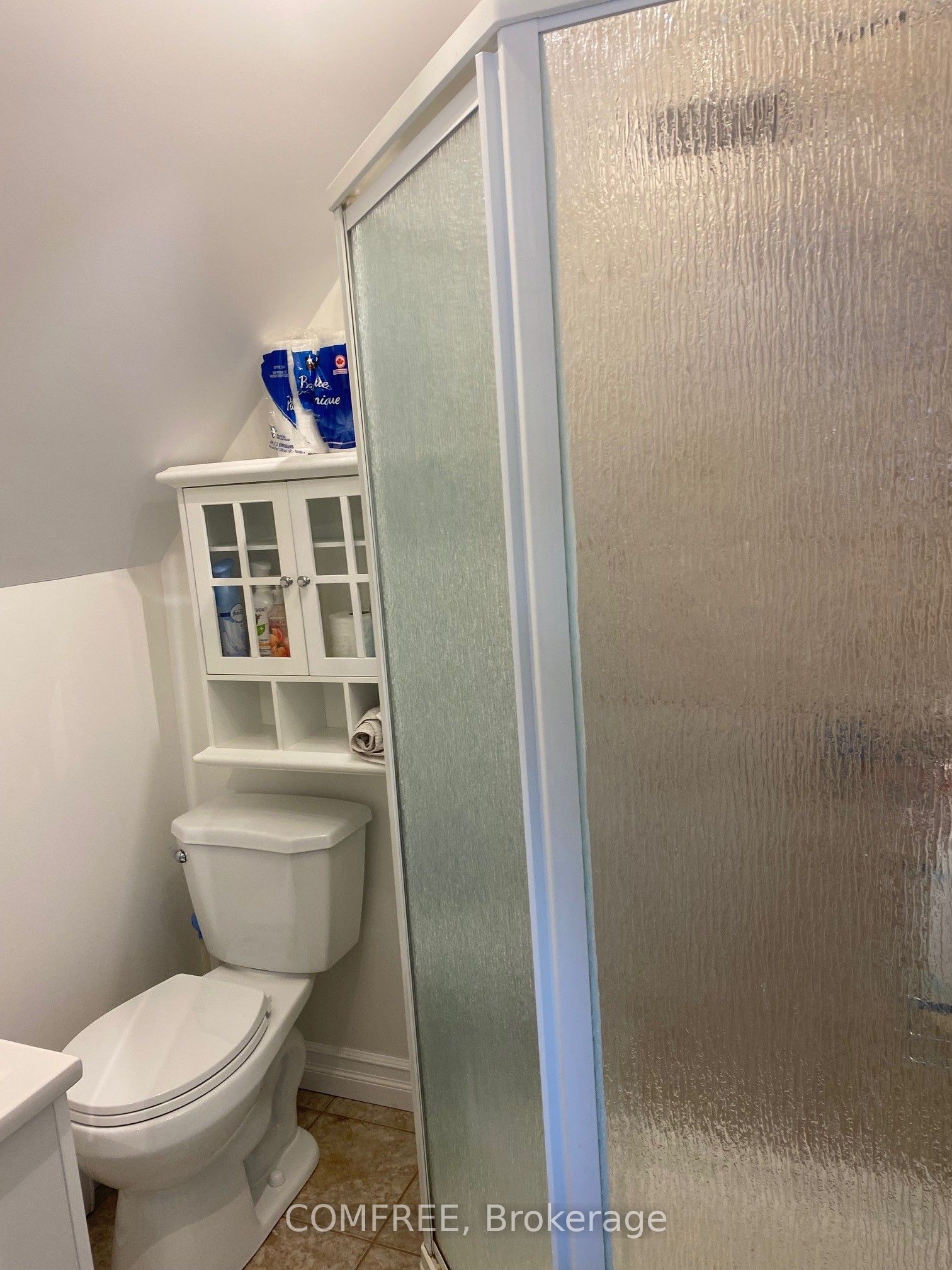 190 Rathowen Street Property Photo 23