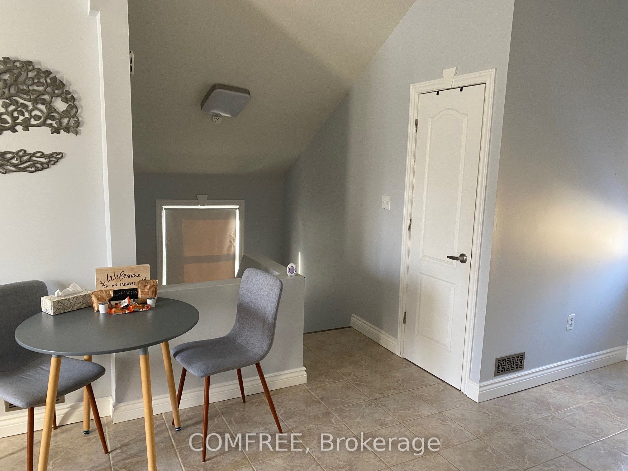 190 Rathowen Street Property Photo 24