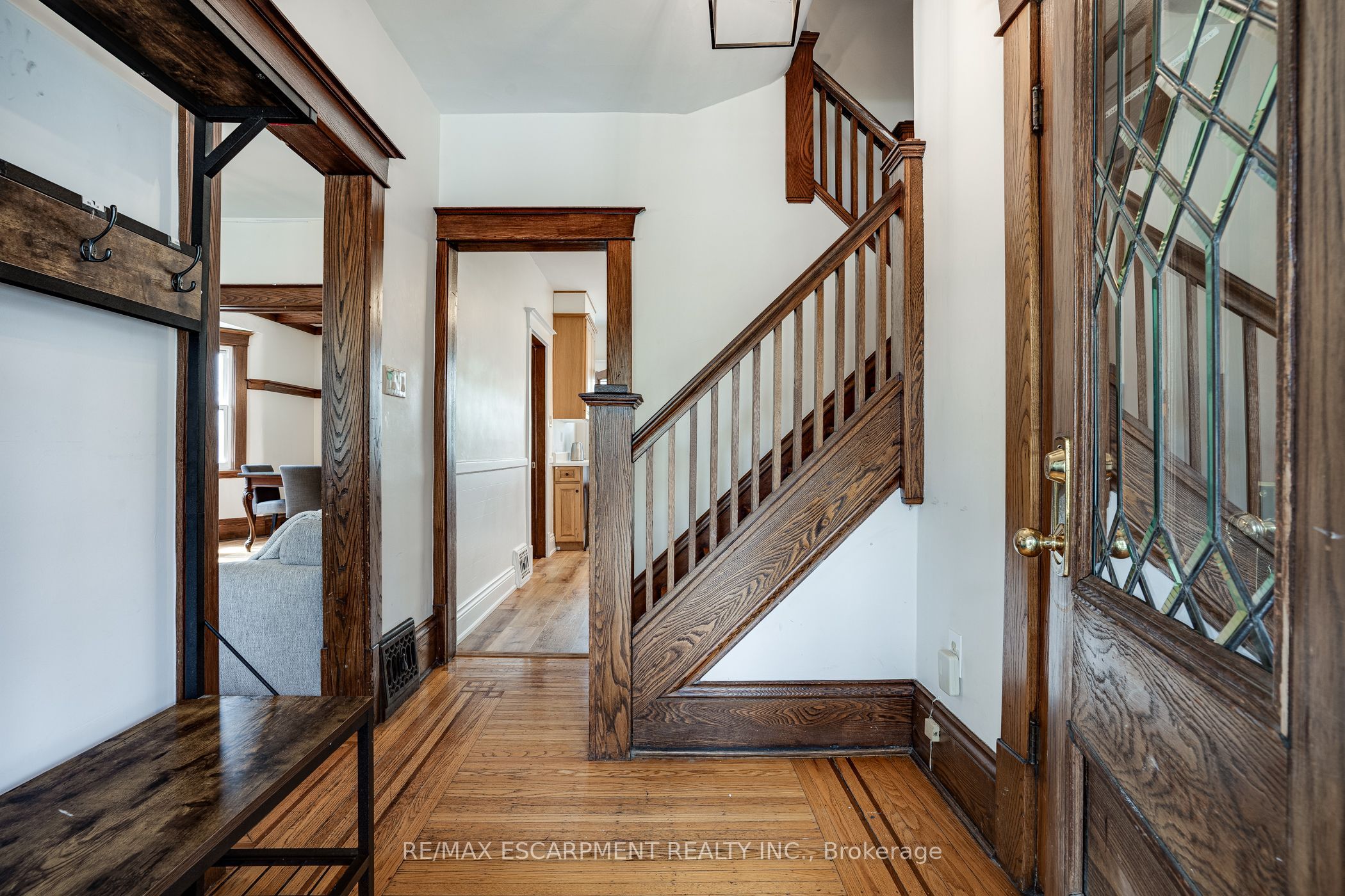 64 South Oval Street Property Photo 6