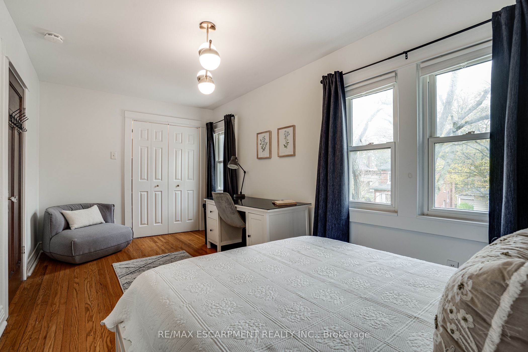 64 South Oval Street Property Photo 22