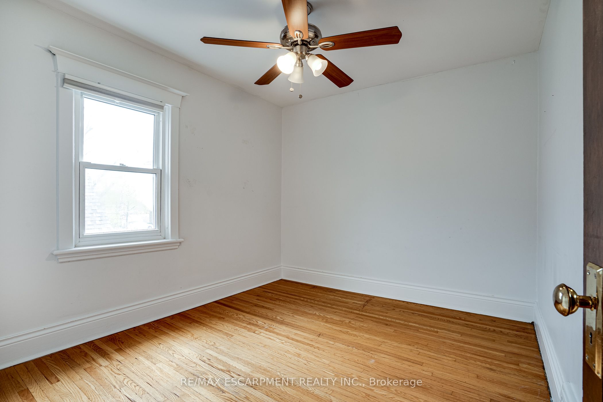 64 South Oval Street Property Photo 24