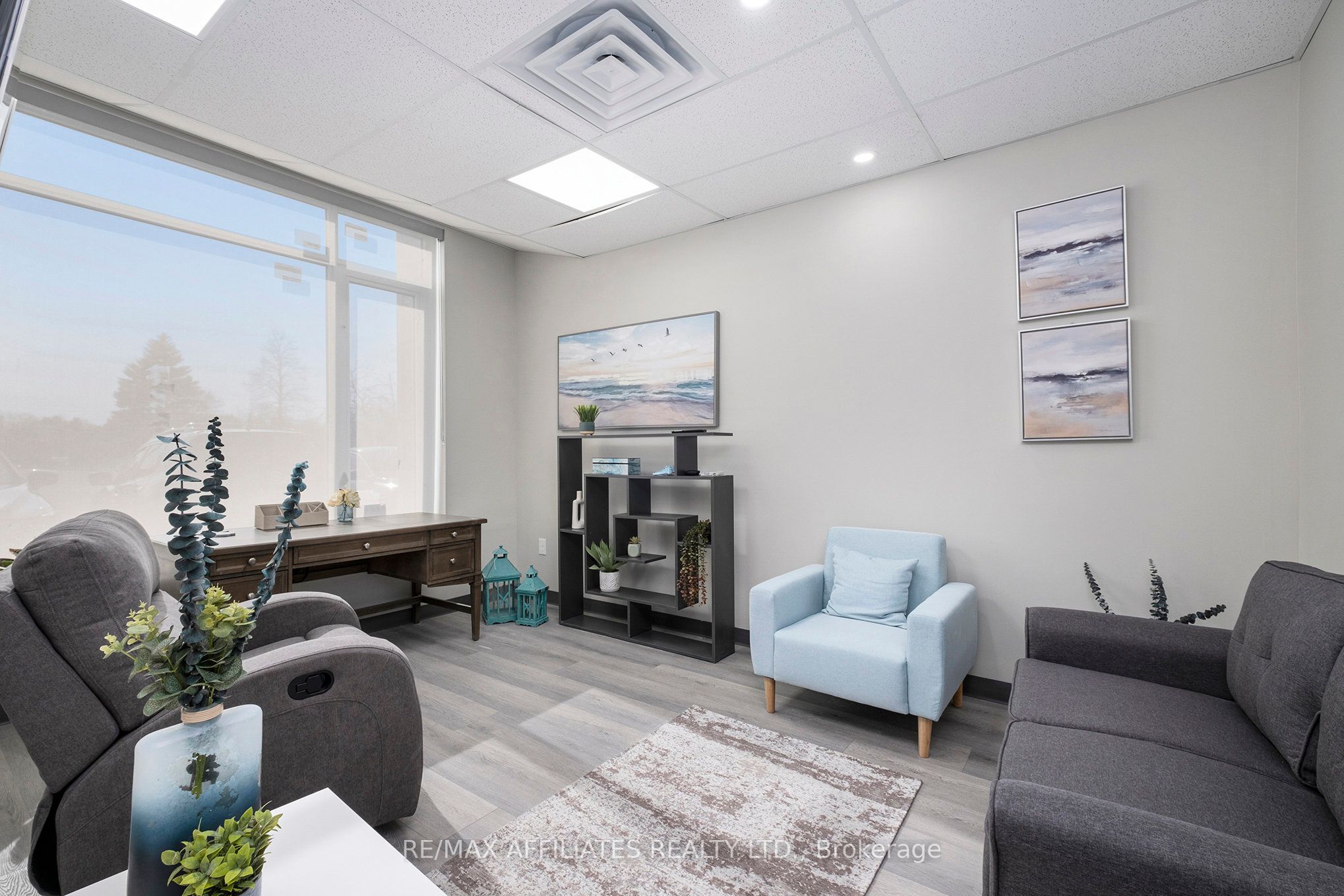 2500 St Laurent Boulevard 104 Property Photo 4