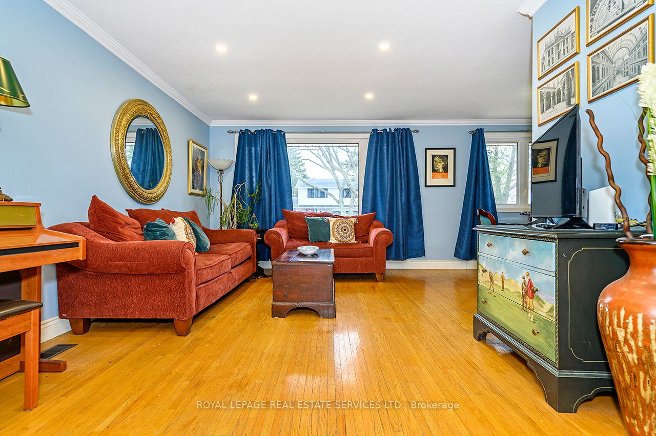 99 Mountbatten Drive Property Photo 6