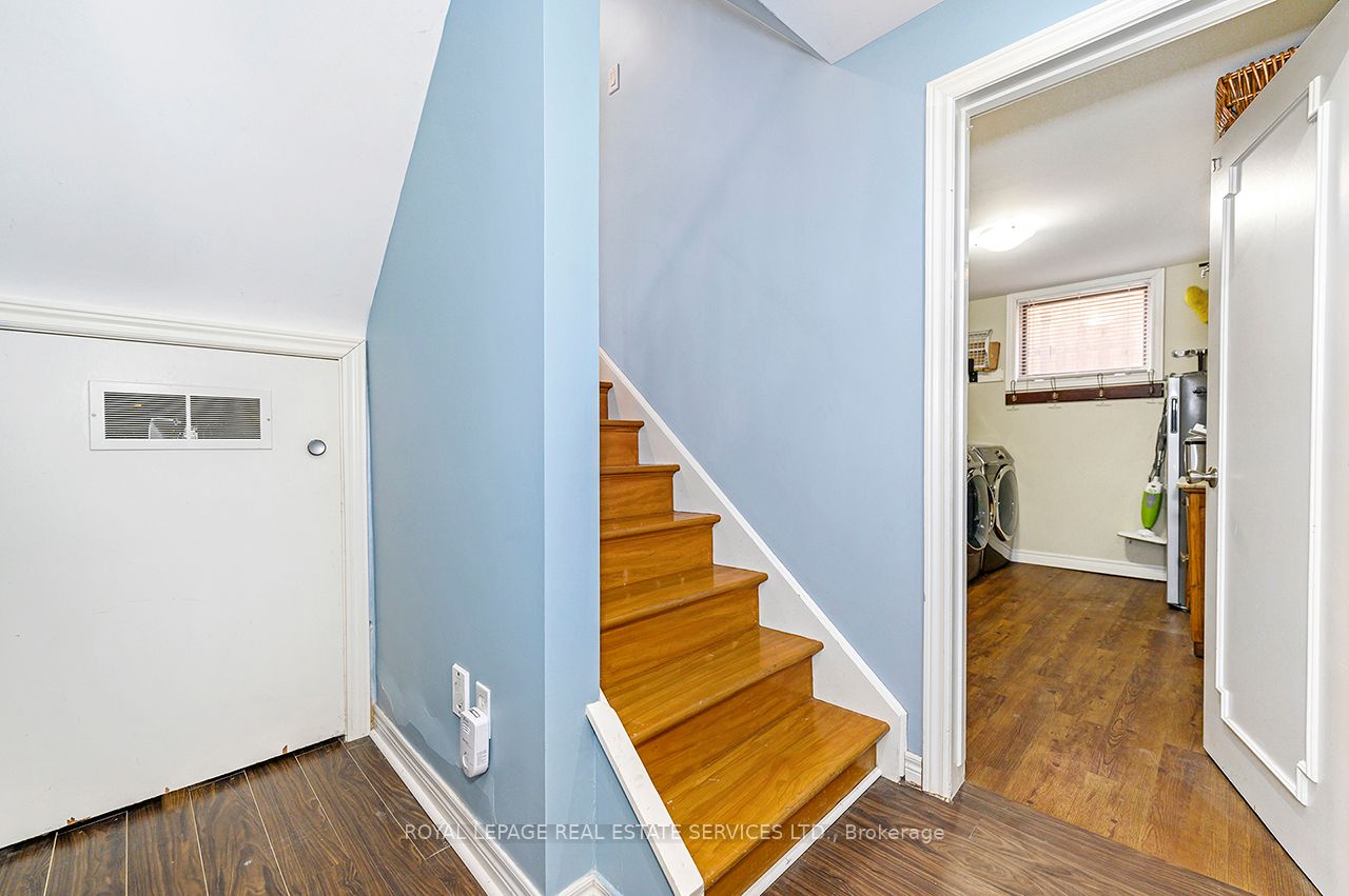99 Mountbatten Drive Property Photo 23