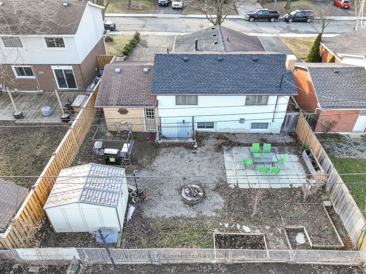99 Mountbatten Drive Property Photo 35