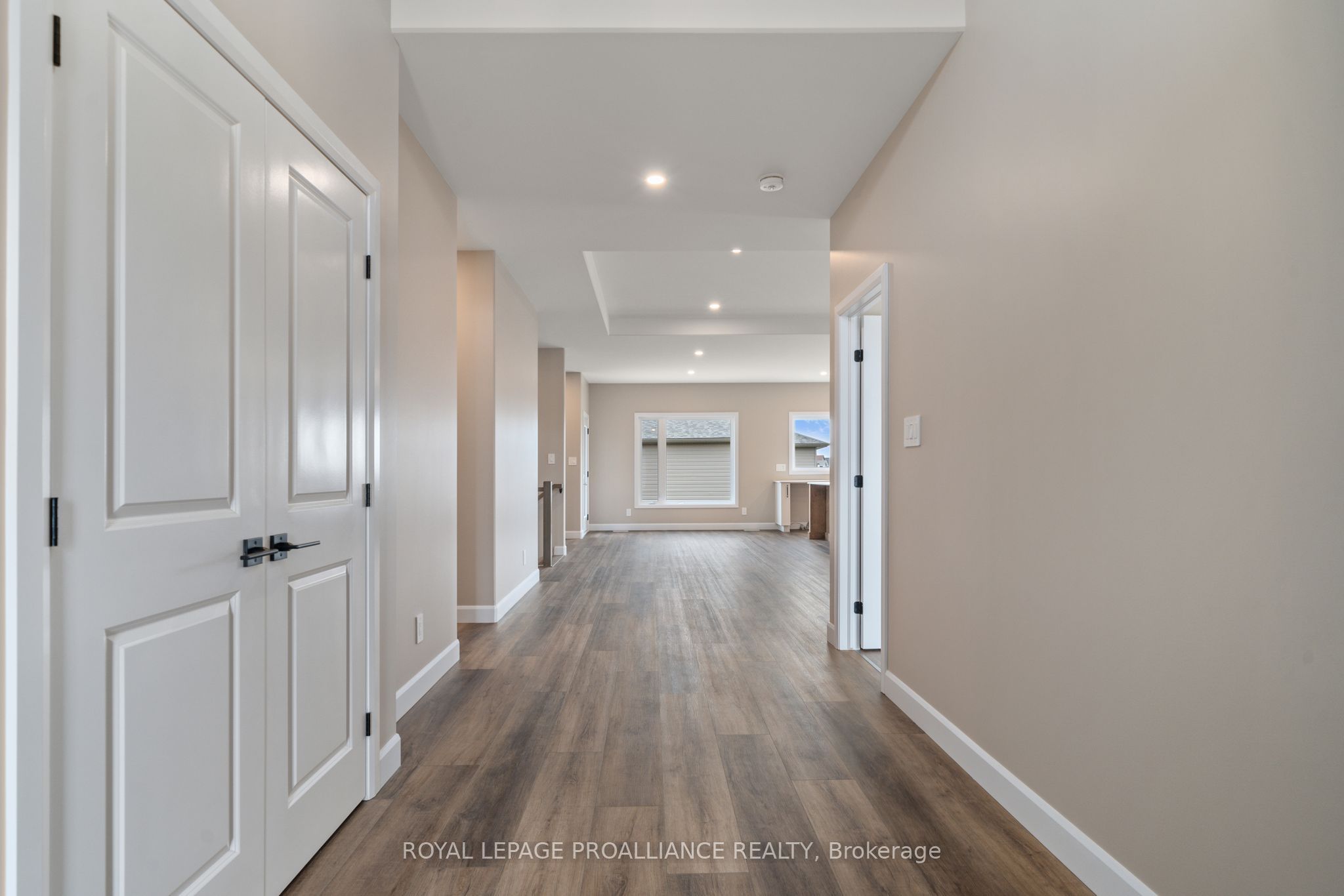 60 Hastings Park Drive Property Photo 8