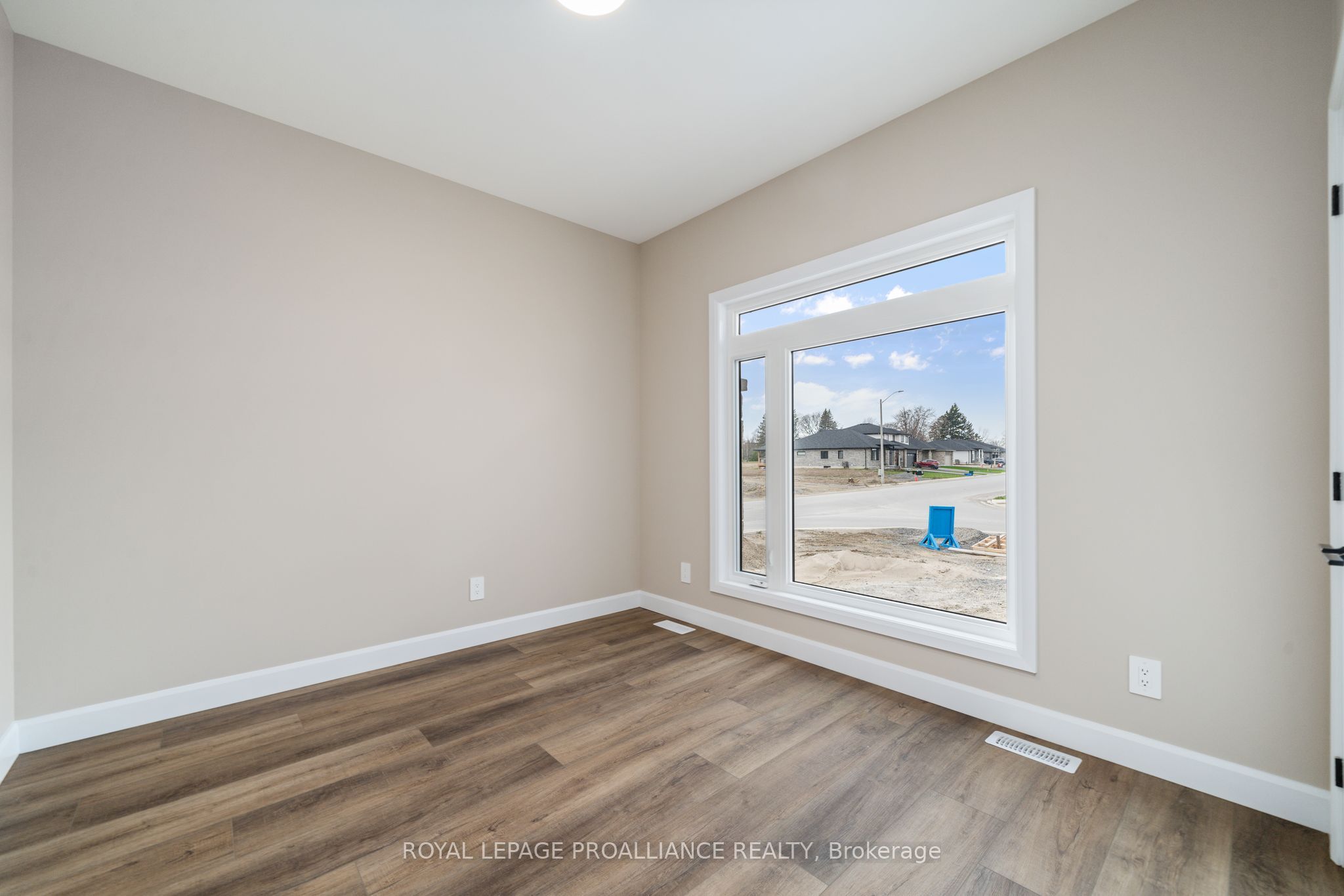 60 Hastings Park Drive Property Photo 20