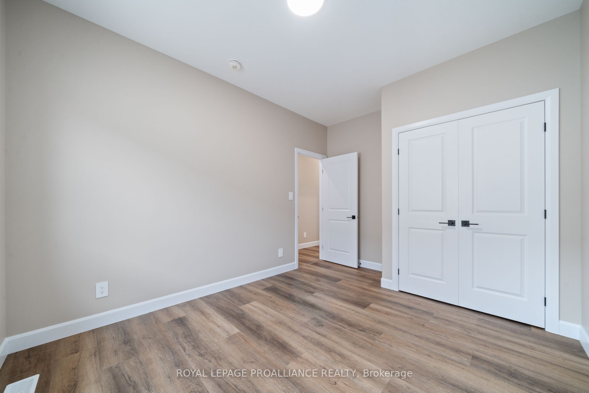 60 Hastings Park Drive Property Photo 24