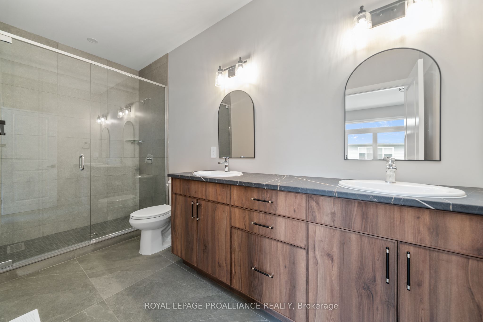 60 Hastings Park Drive Property Photo 27