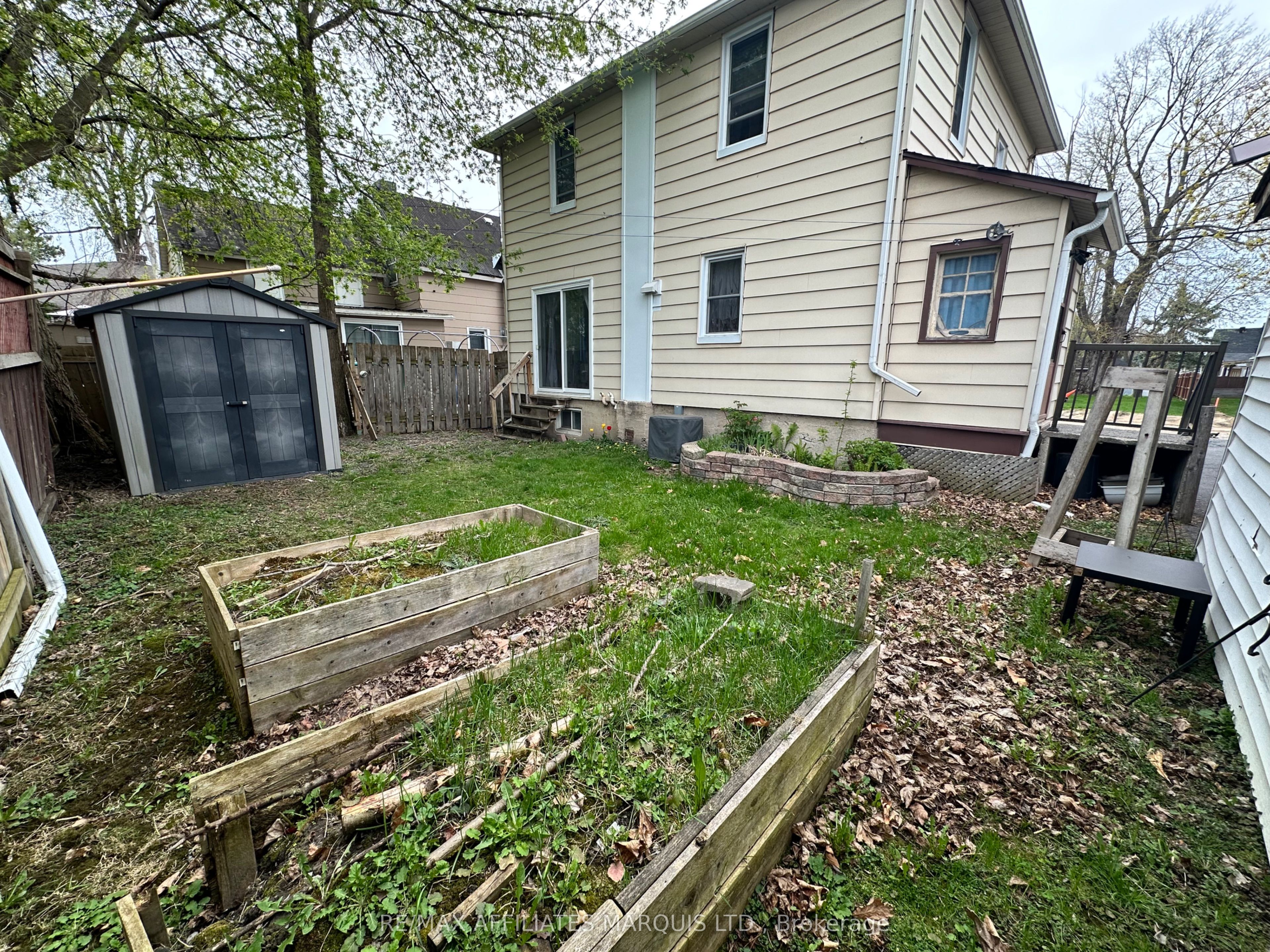 308 Third Street W Property Photo 4