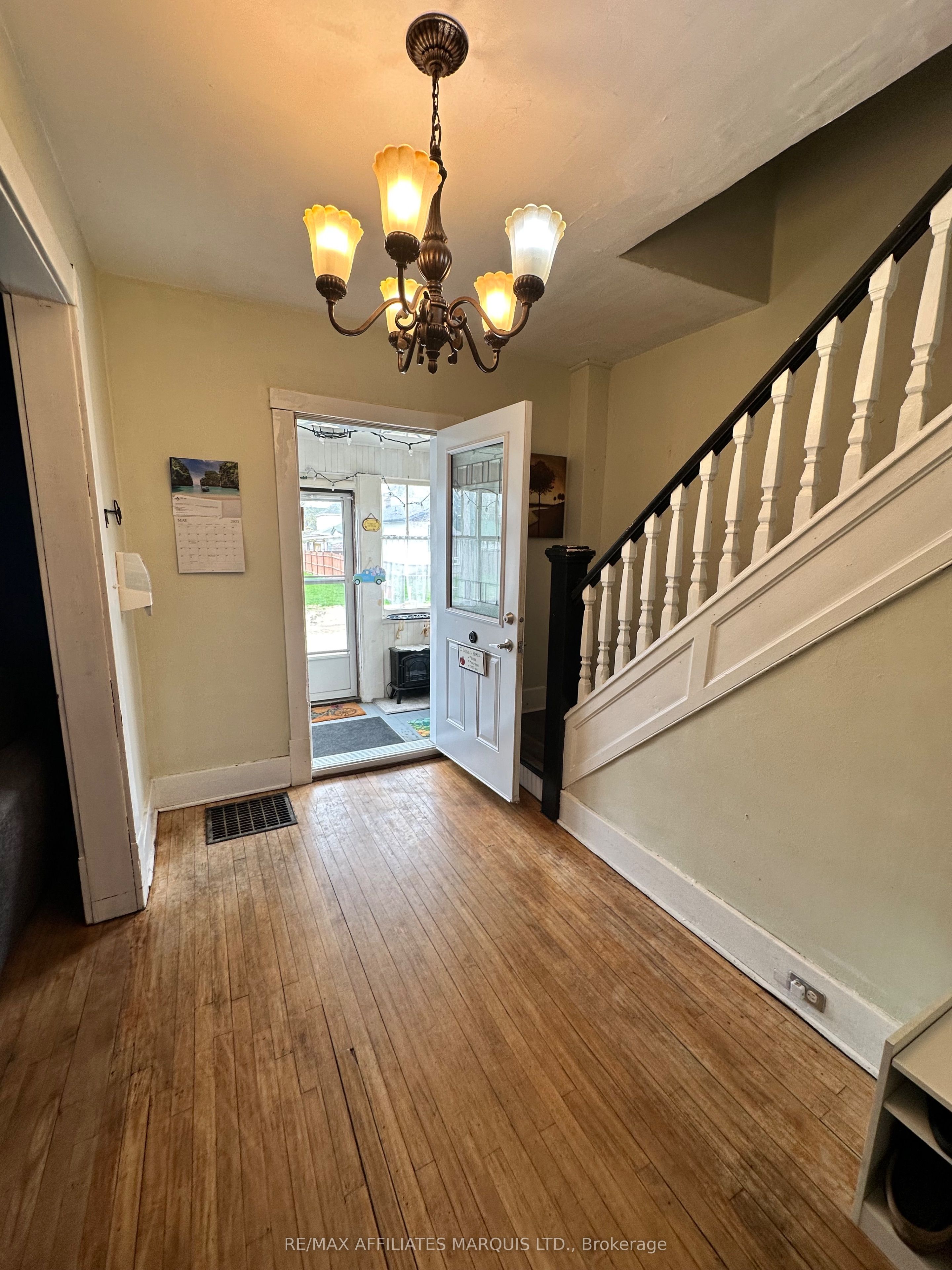 308 Third Street W Property Photo 5