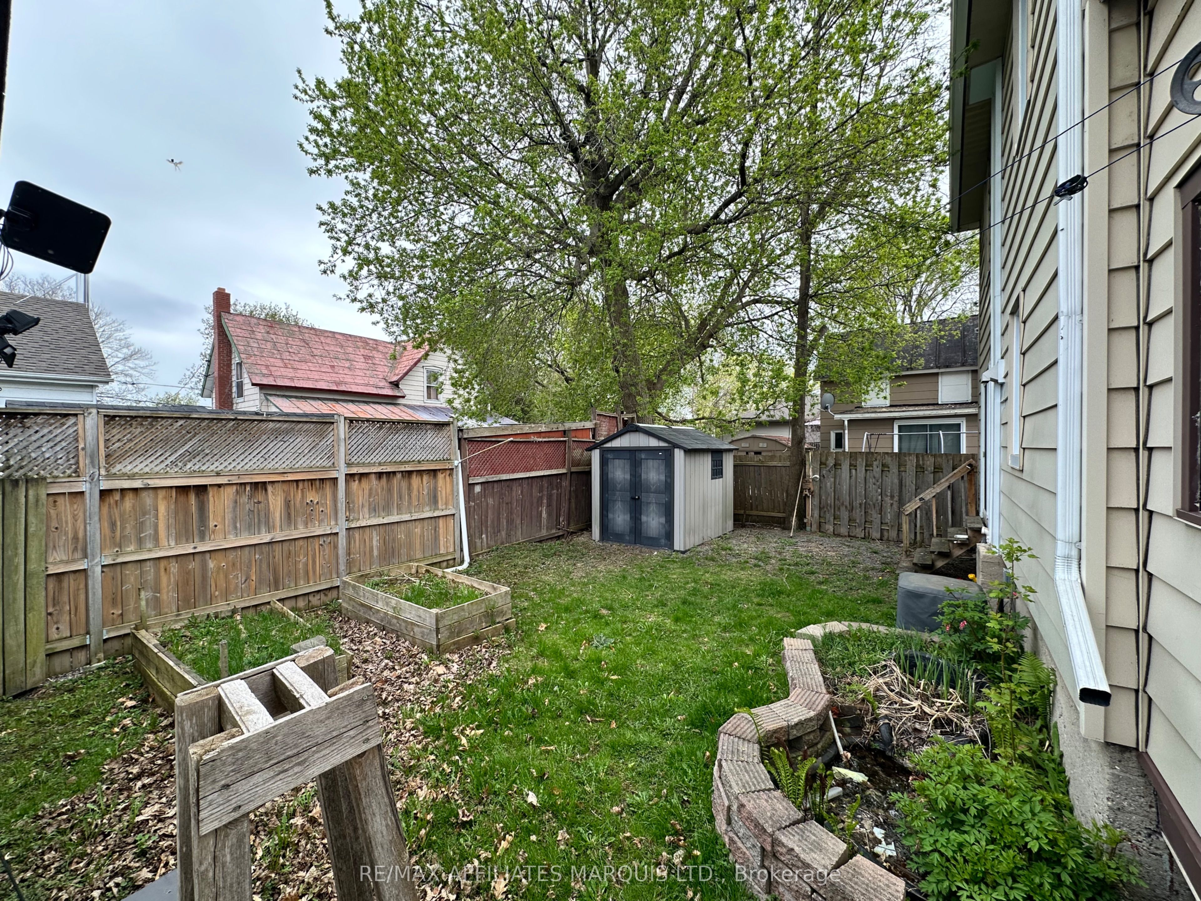 308 Third Street W Property Photo 22