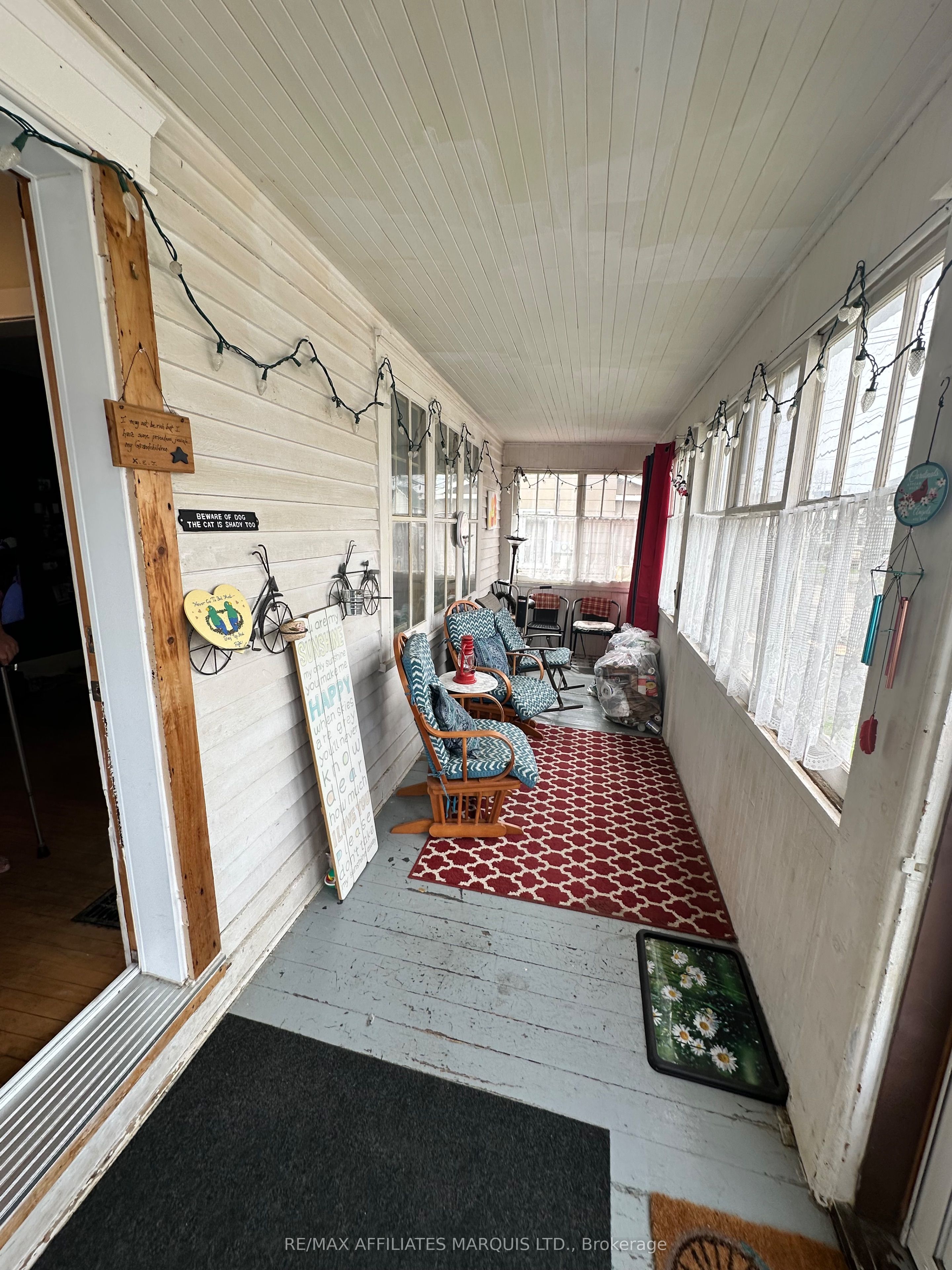 308 Third Street W Property Photo 23