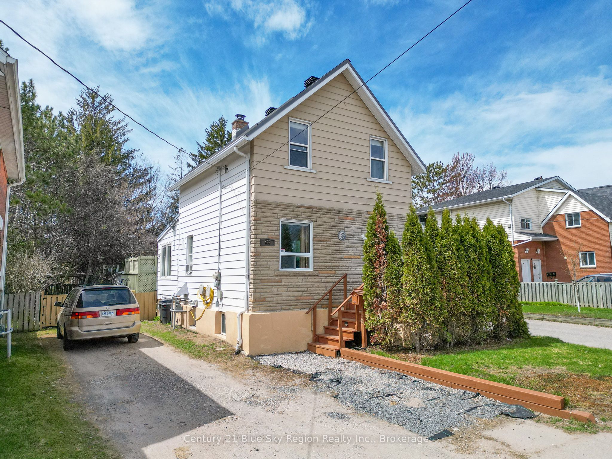 433 O'brien Street Property Photo
