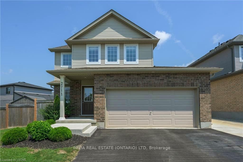 2711 Foxbend Link Property Photo 1
