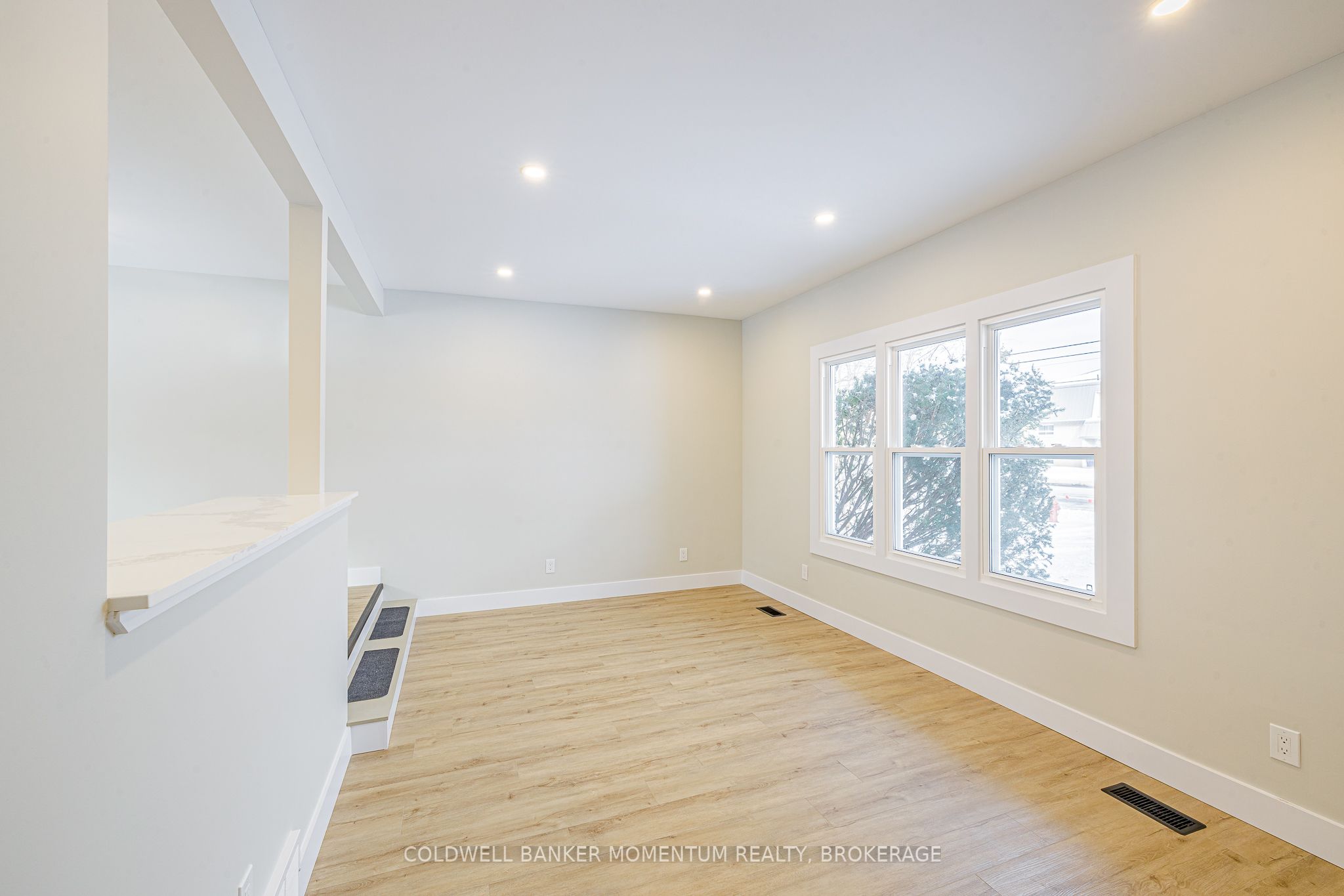 85 Woodlawn Road Property Photo 8