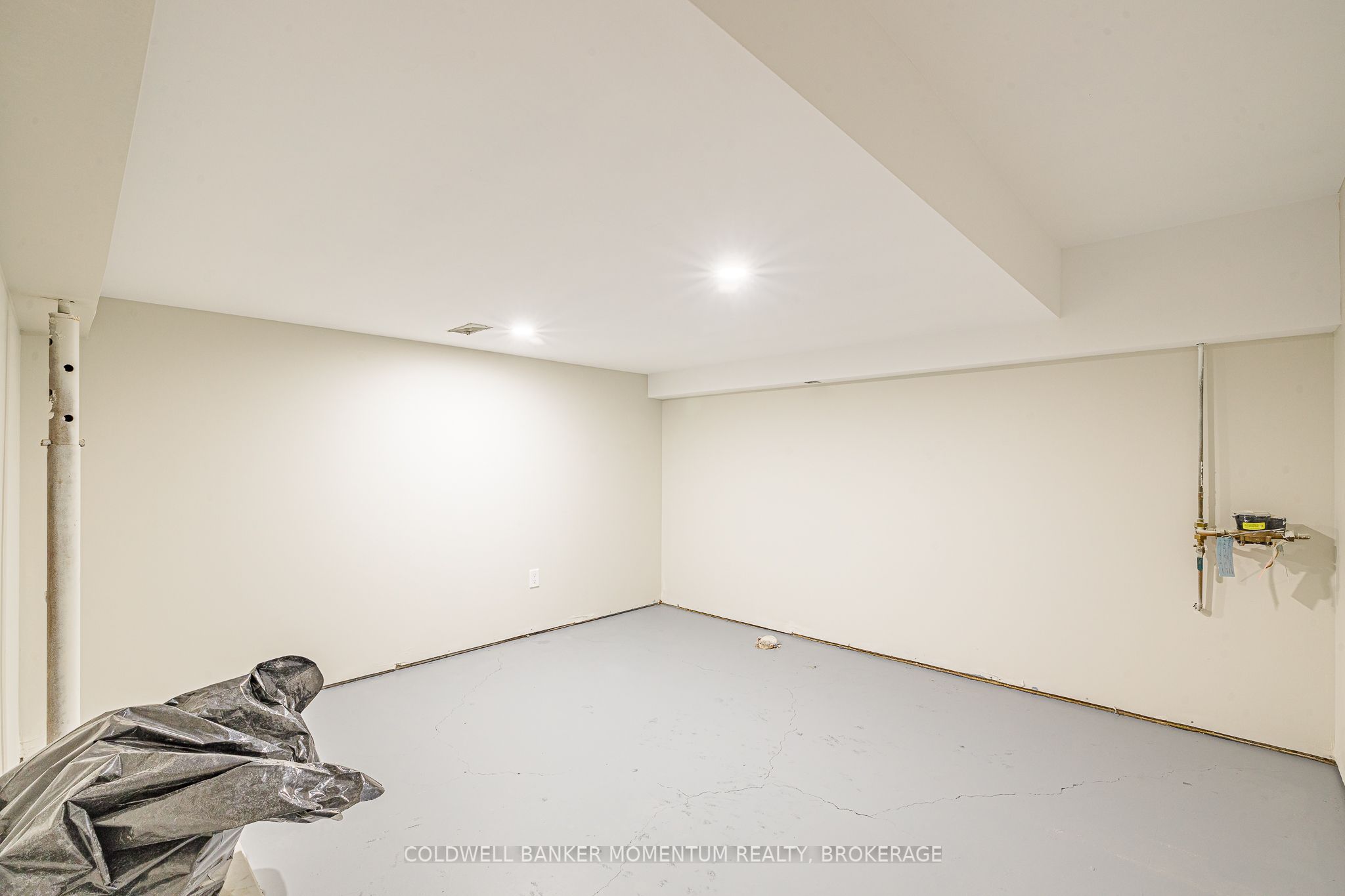 85 Woodlawn Road Property Photo 32