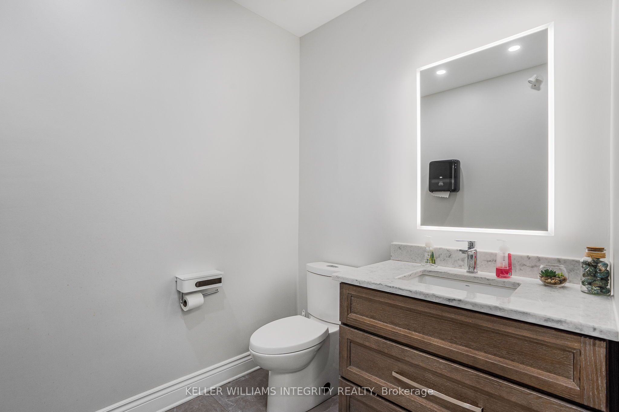 5300 Canotek Road 2&4 Property Photo 21