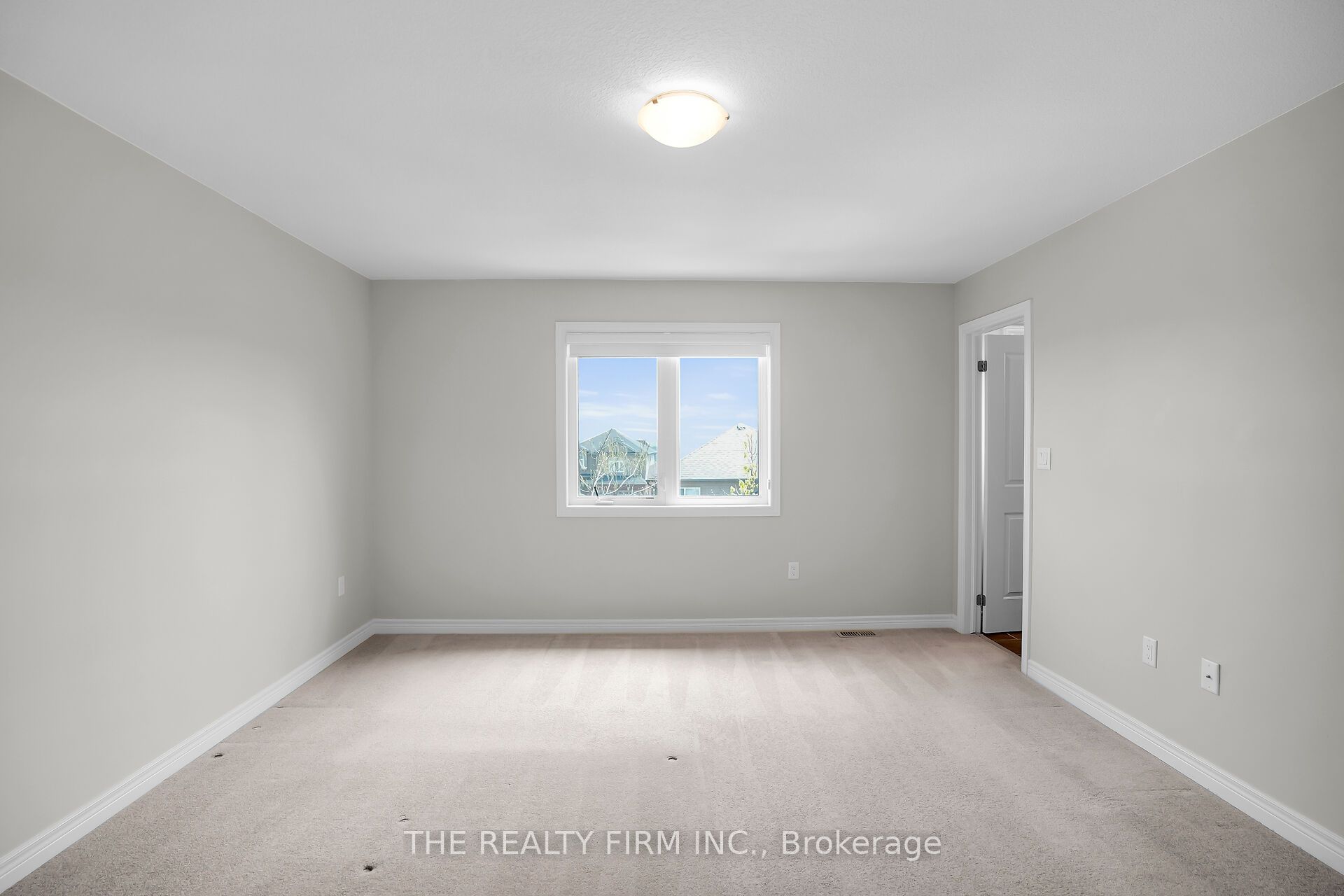 #37 - 1030 Oakcrossing Gate Property Photo 43