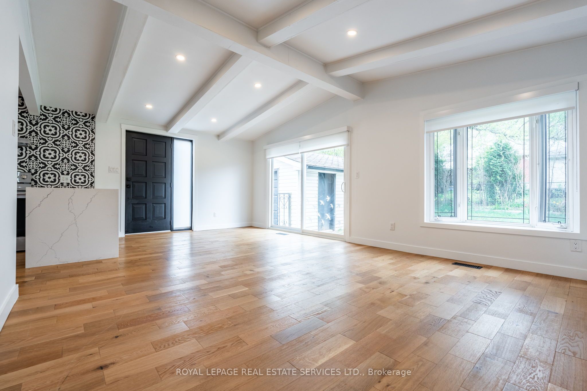 182 Cloverdale Avenue Property Photo 13