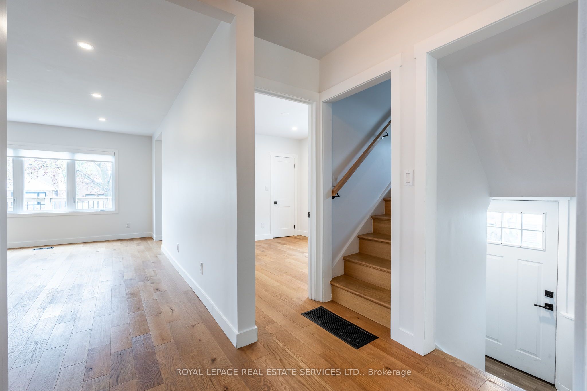 182 Cloverdale Avenue Property Photo 22