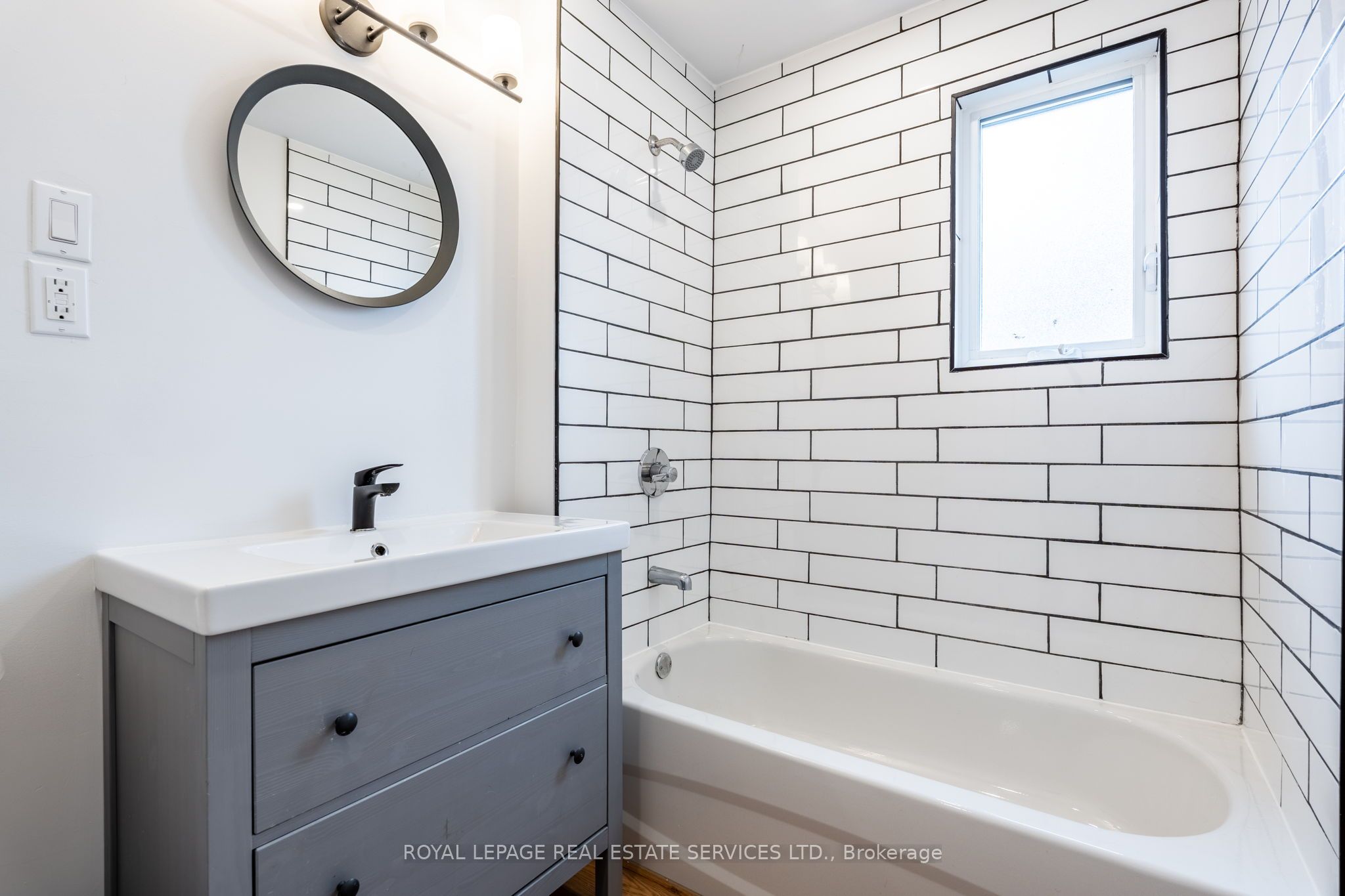 182 Cloverdale Avenue Property Photo 27