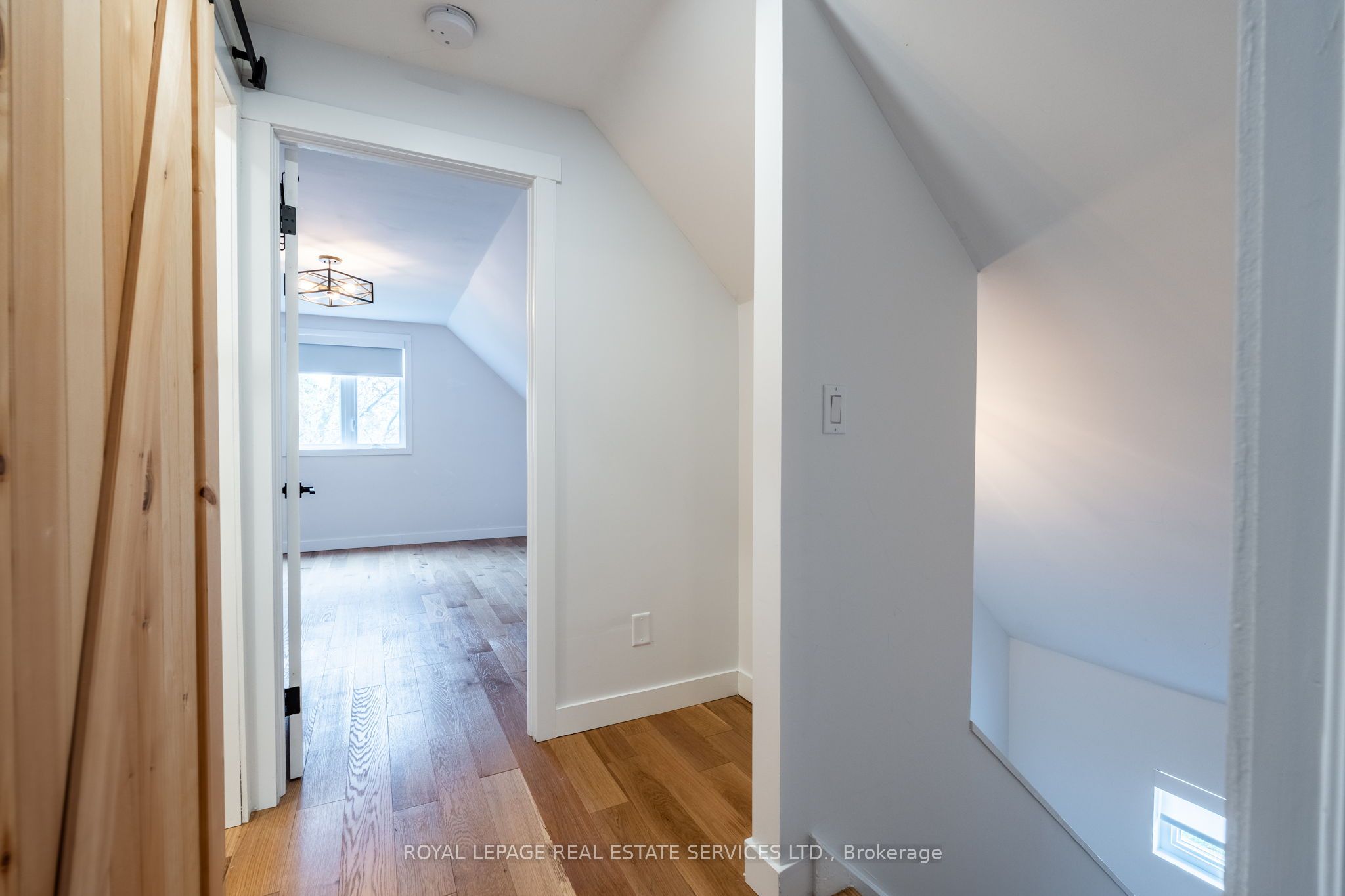 182 Cloverdale Avenue Property Photo 28