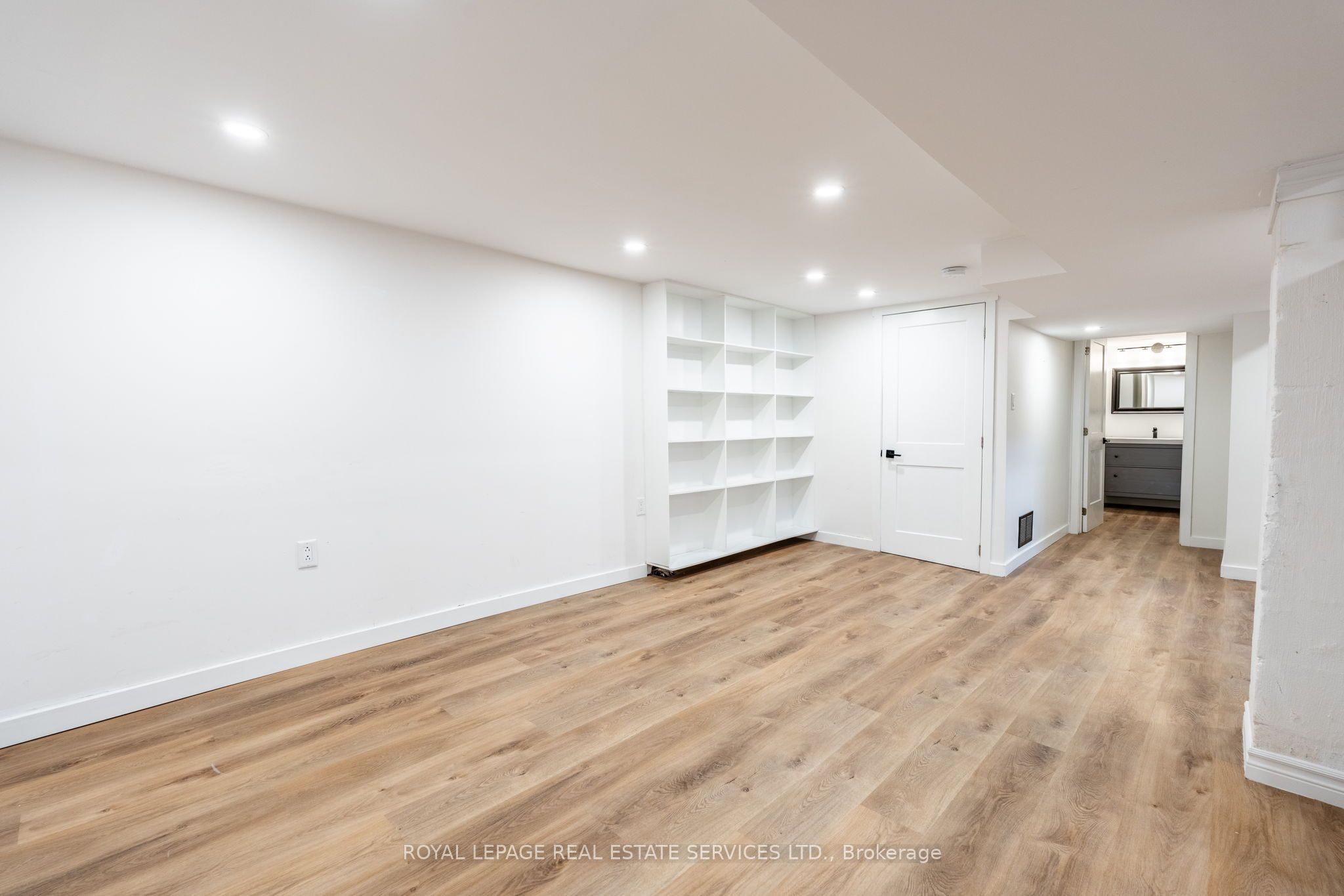 182 Cloverdale Avenue Property Photo 40