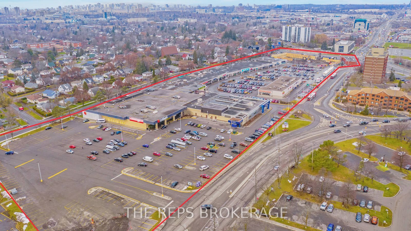 1910 St-laurent Blvd Property Photo