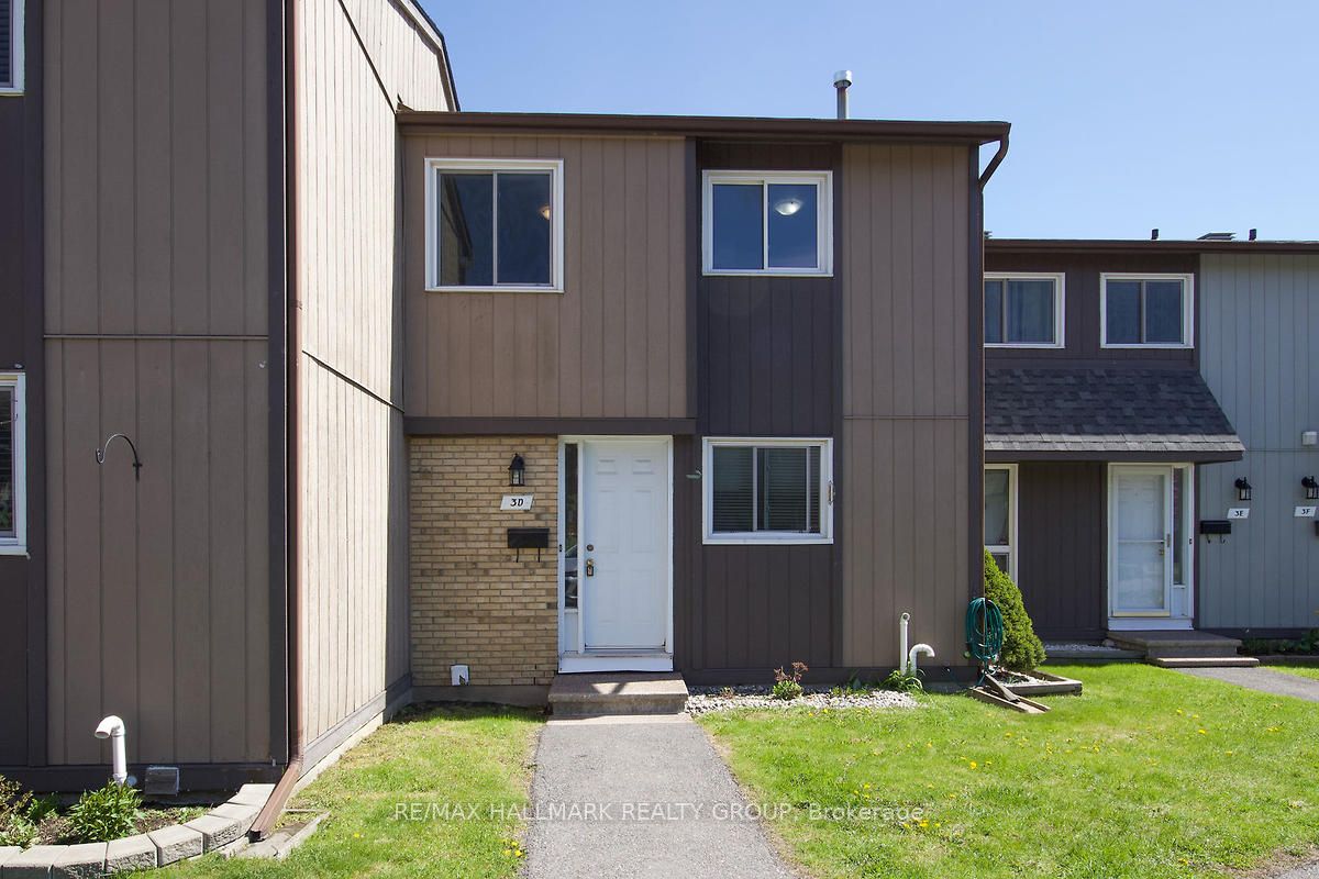 3 Spring Grove Lane D Property Photo 1