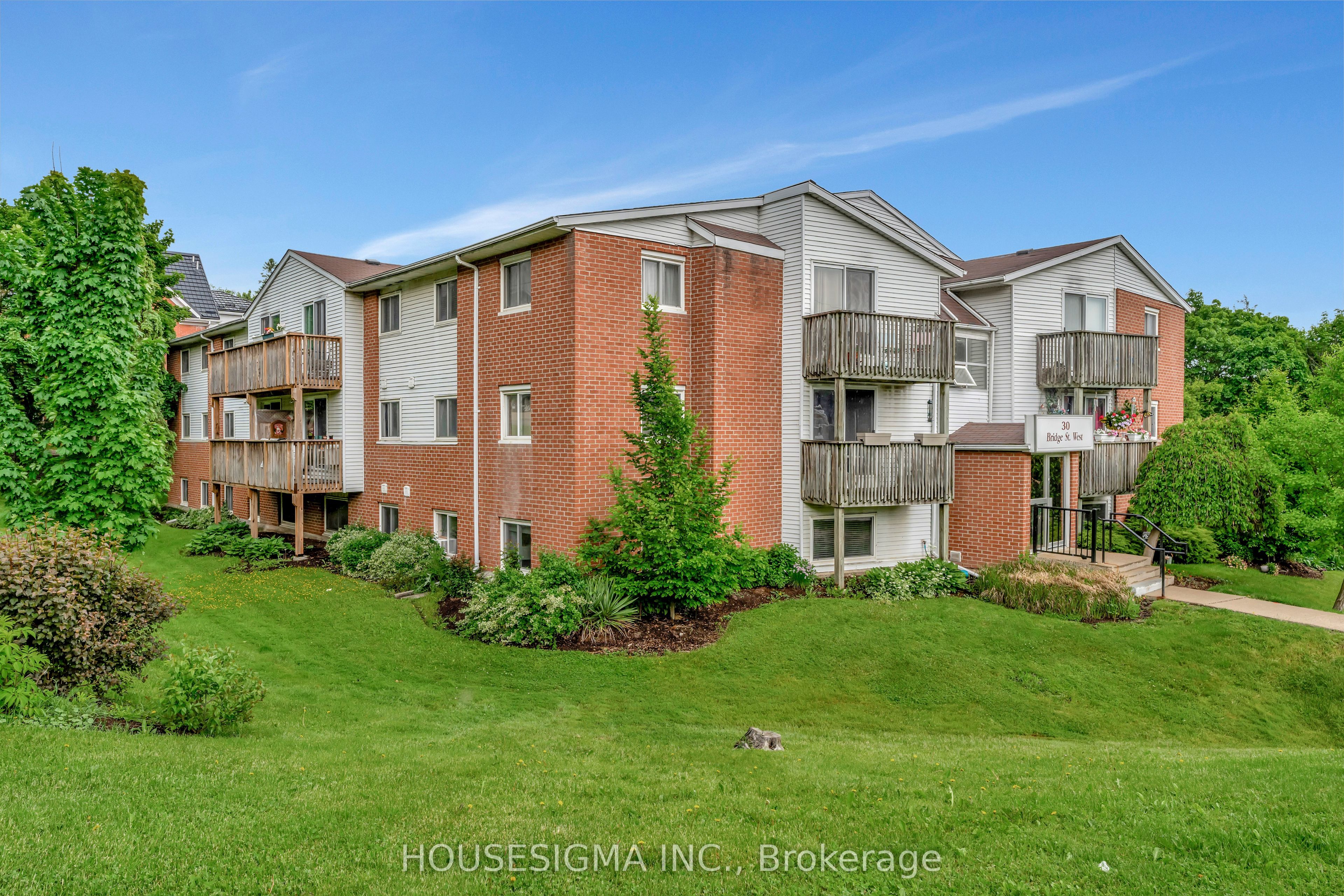 #206 - 30 Bridge Street Property Photo 1
