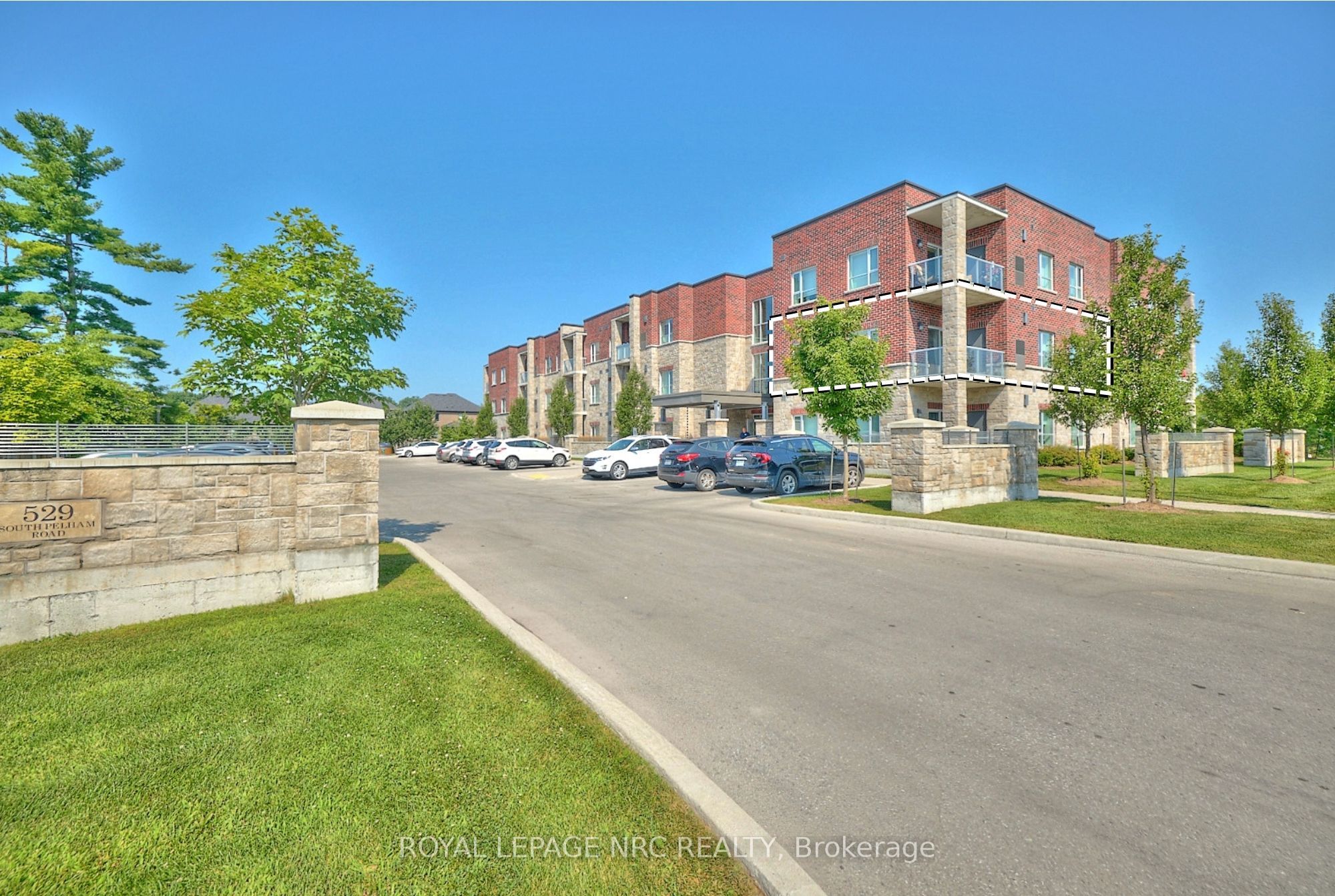 529 S Pelham Rd Property Photo 1