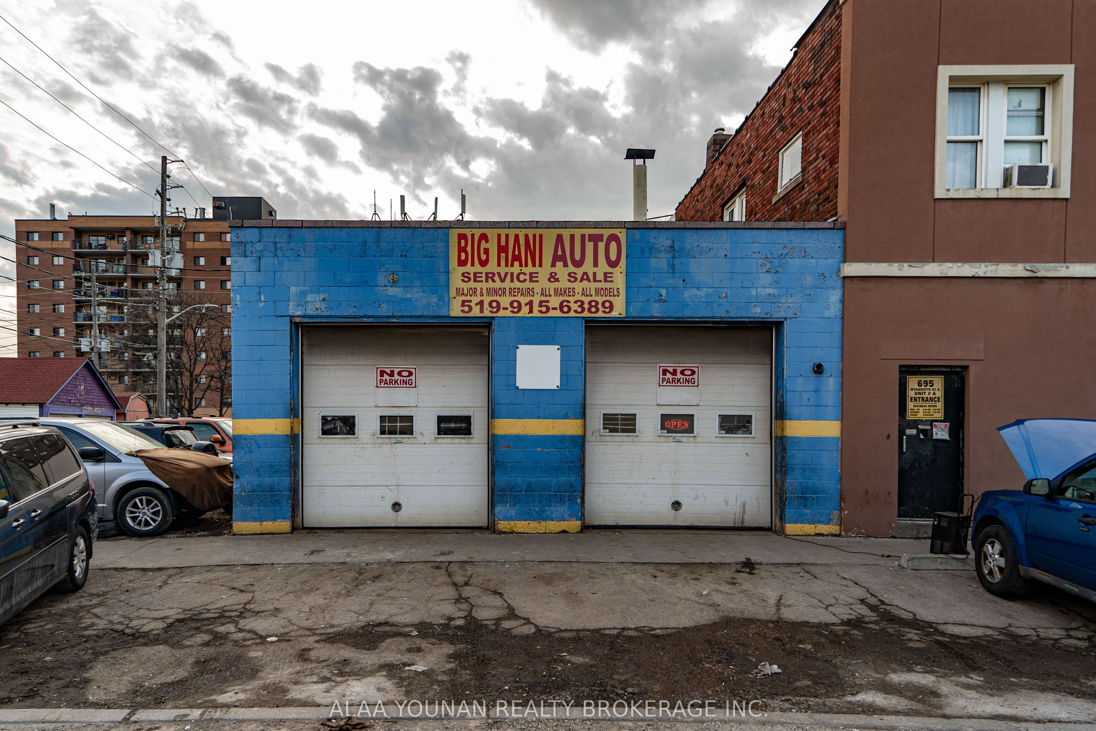 679 Wyandotte Street E Property Photo 19