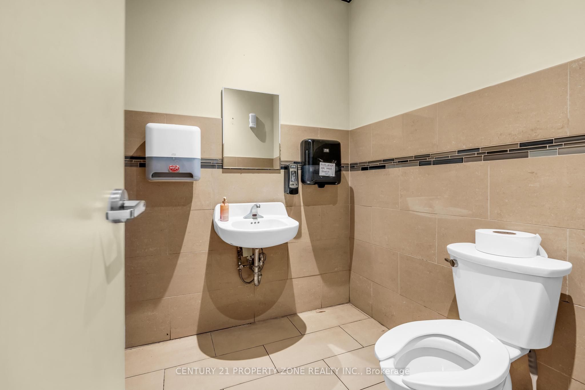 594 Hespeler Road Property Photo 37