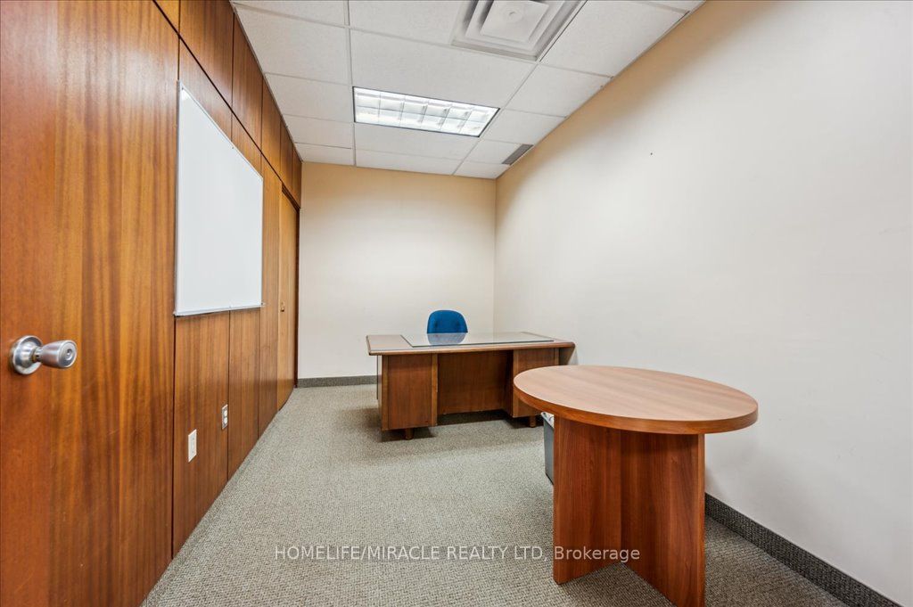 380 Hibernia Street Property Photo 7