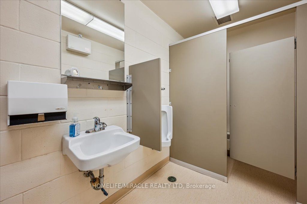 380 Hibernia Street Property Photo 21