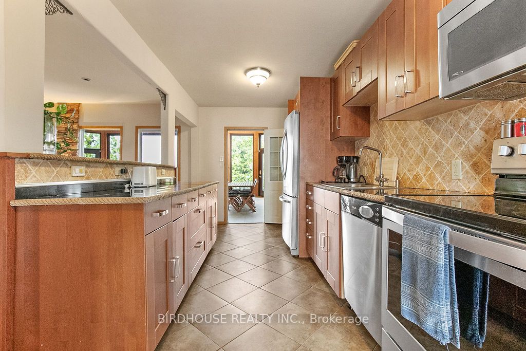 75 Meachin Drive Property Photo 10