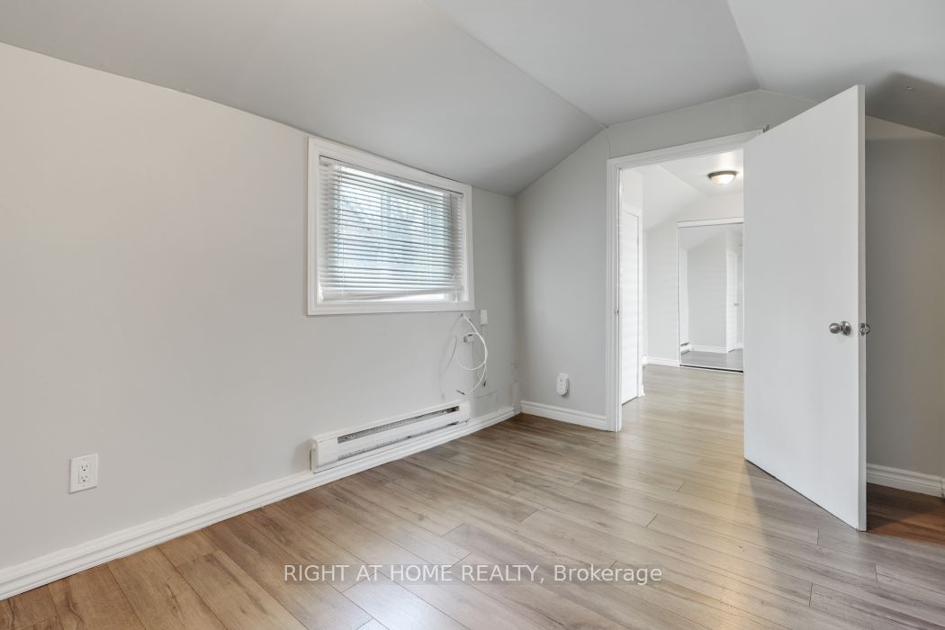 420 Bronson Avenue Property Photo 11